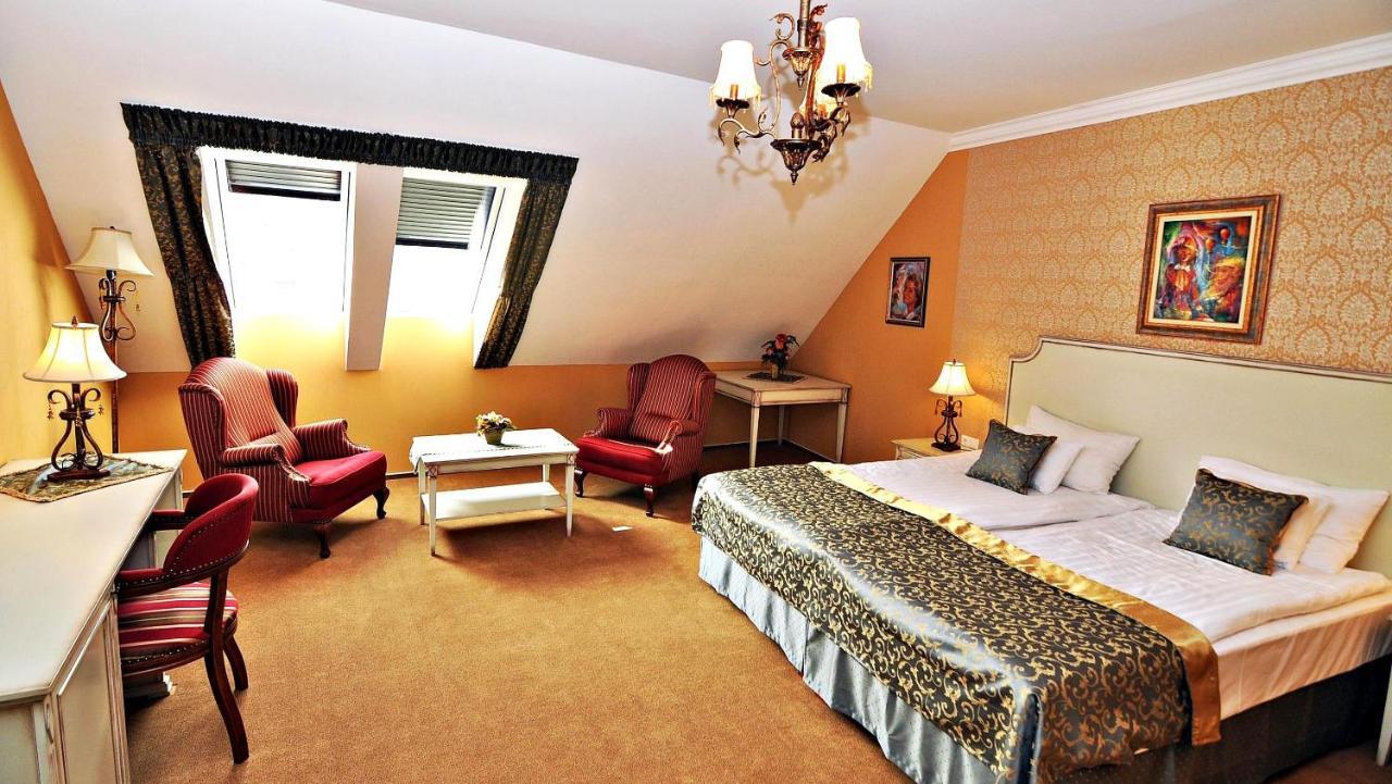 Classica 4* Papa